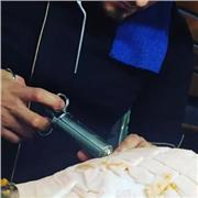 Cocinero profesional imparte clases de cocina a jóvenes de 25 años para abajo